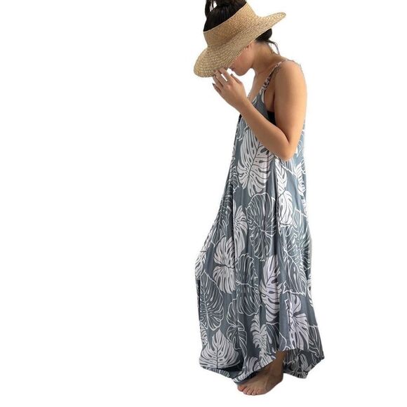 Pōʻalima Gray White Monstera Tropical Boho Wide Leg Beach Romper - Picture 15 of 16